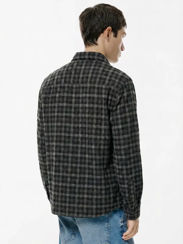 Highlander Men Black Checked Slim Fit Casual Shirt