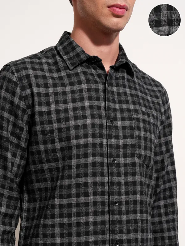 Highlander Men Black Checked Slim Fit Casual Shirt