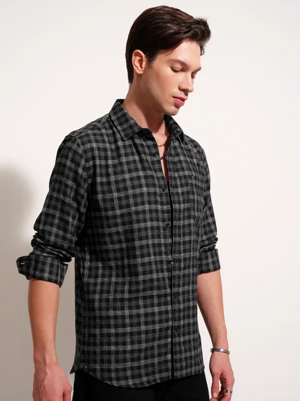 Highlander Men Black Checked Slim Fit Casual Shirt