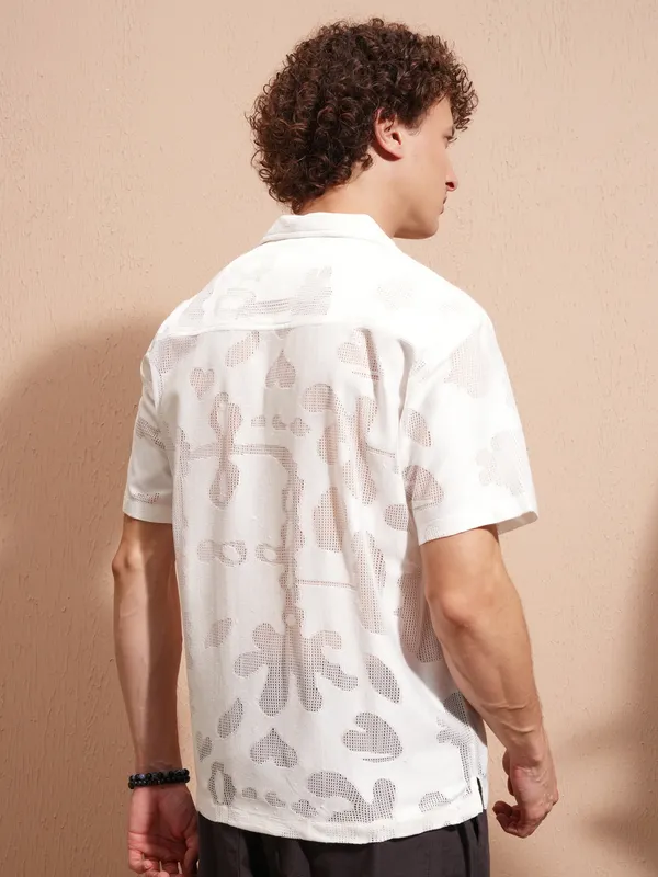 Highlander Men White Self Design Relaxed Fit Casual Shirt