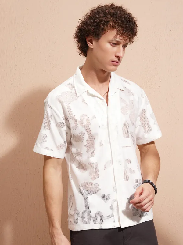 Highlander Men White Self Design Relaxed Fit Casual Shirt