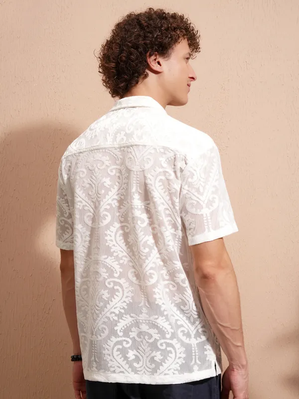 Highlander Men White Self Design Relaxed Fit Casual Shirt