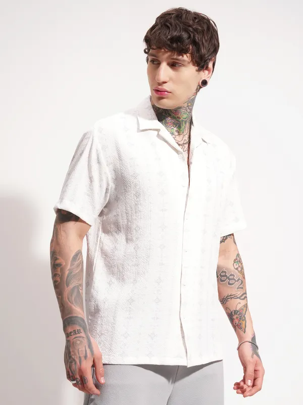 Highlander Men White Self Design Relaxed Fit Casual Shirt