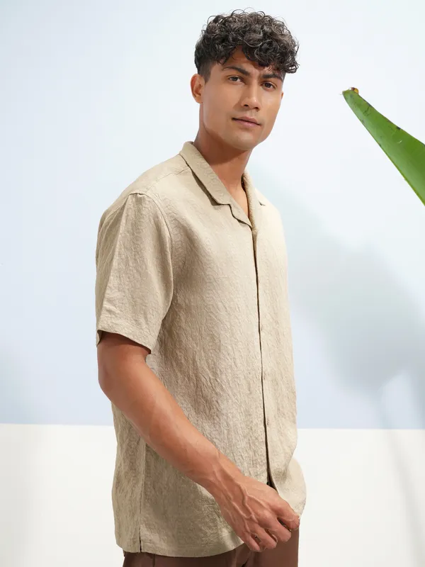 Highlander Men Khaki Self Design Relaxed Fit Casual Shirt