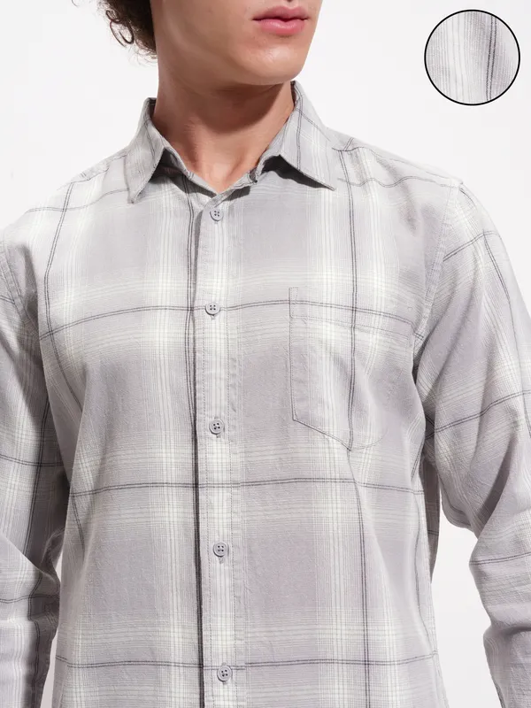 Highlander Men Grey Checked Regular Fit Casual Shirt