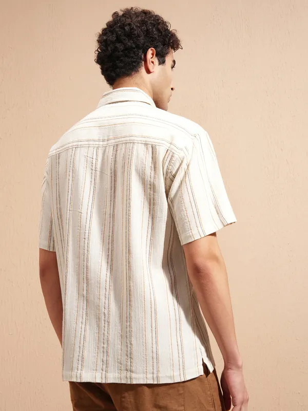 Highlander Men Cream Striped Relaxed Fit Casual Shirt