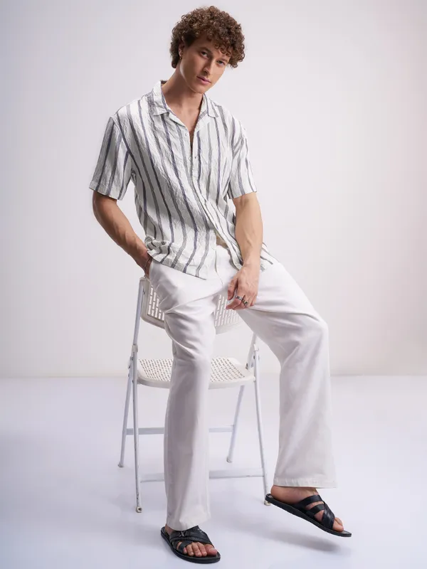 Highlander Men Cream Striped Relaxed Fit Casual Shirt