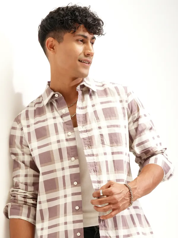 Highlander Men Brown Checked Slim Fit Casual Shirt