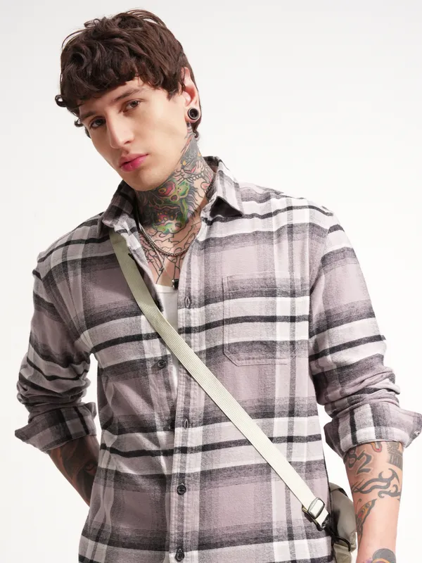 Highlander Men Black Checked Relaxed Fit Casual Shirt