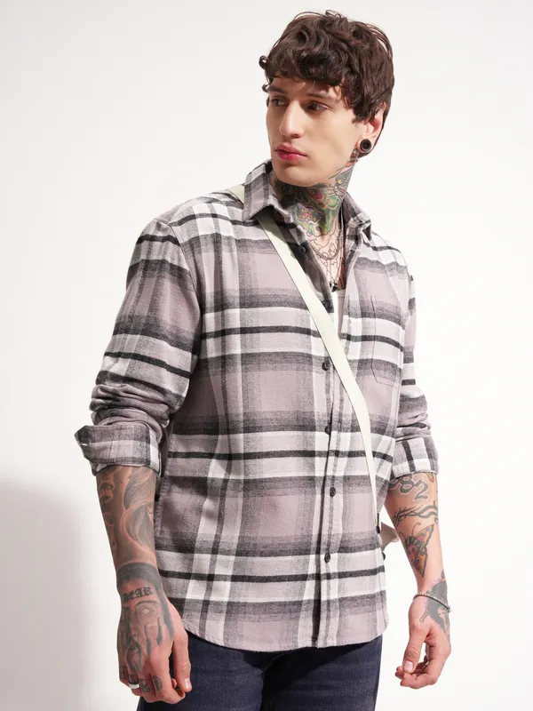 Highlander Men Black Checked Relaxed Fit Casual Shirt