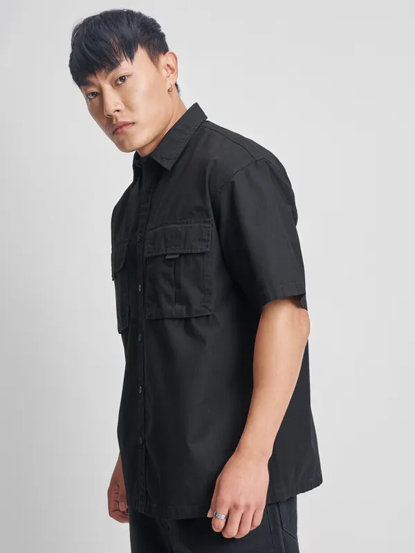 Highlander Men Black Self Design Oversized Fit Casual Shirt