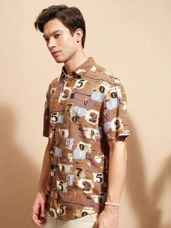 Highlander Men Rust Printed Relaxed Fit Casual Shirt