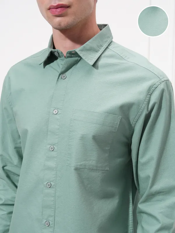 Men Relaxed Fit Casual Shirt