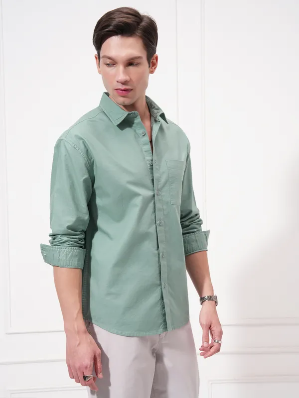 Men Relaxed Fit Casual Shirt