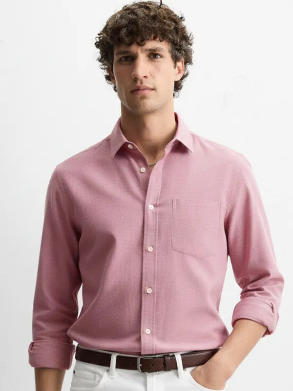 Highlander Men Rose Solid Relaxed Fit Casual Shirt
