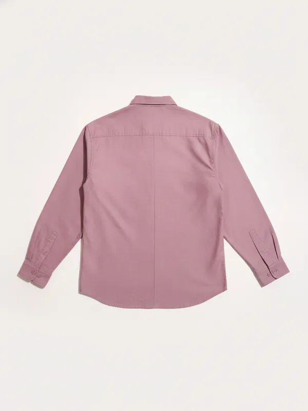 Highlander Men Rose Solid Relaxed Fit Casual Shirt