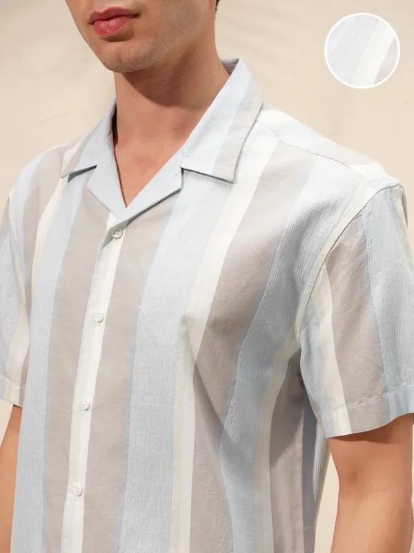 Highlander Men Blue Striped Relaxed Fit Casual Shirt