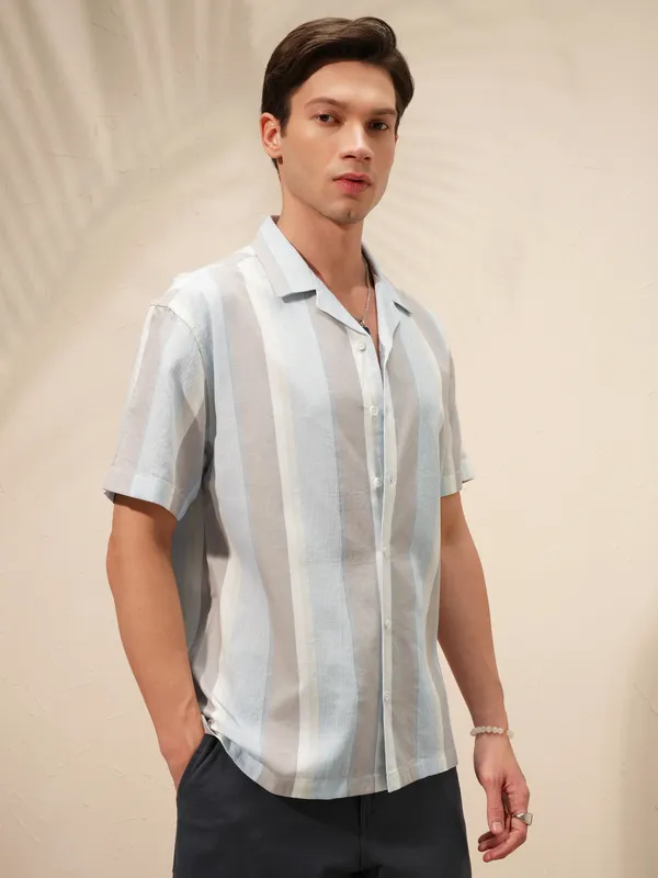 Highlander Men Blue Striped Relaxed Fit Casual Shirt