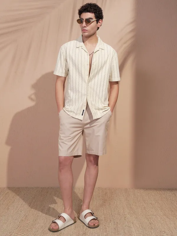 Highlander Men Beige Self Design Relaxed Fit Casual Shirt