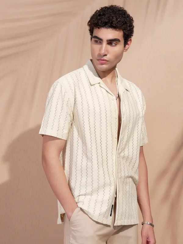 Highlander Men Beige Self Design Relaxed Fit Casual Shirt