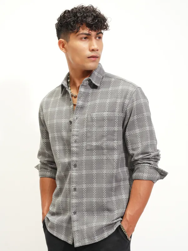 Highlander Men Grey Checked Relaxed Fit Casual Shirt