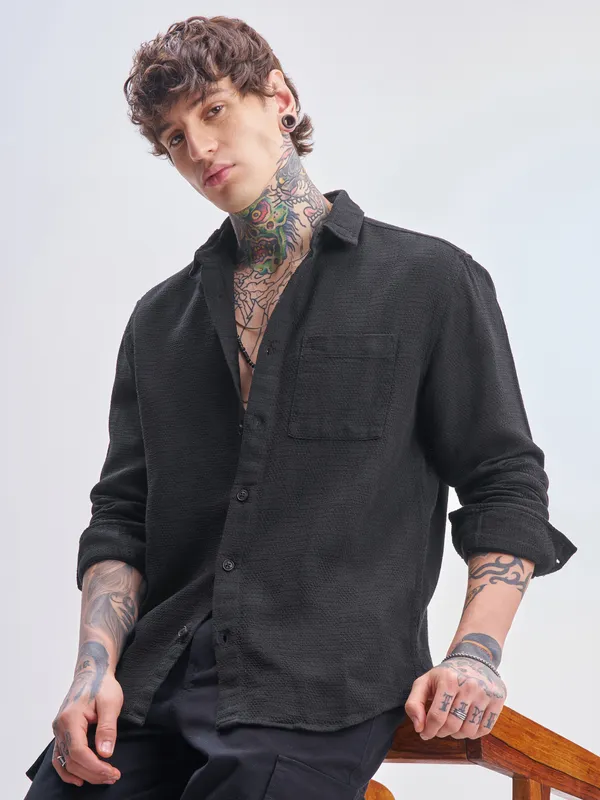 Highlander Men Black Self Design Relaxed Fit Casual Shirt