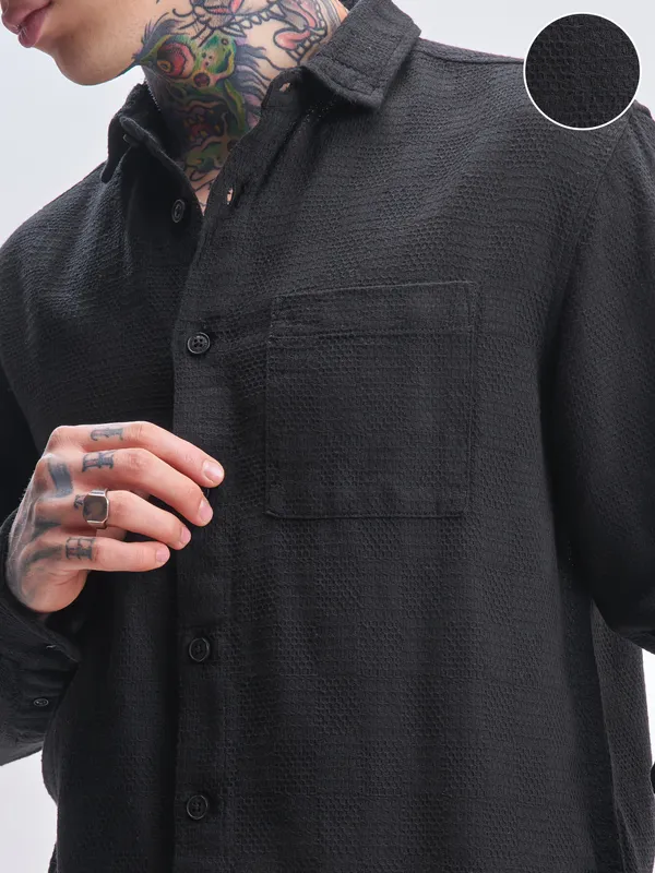 Highlander Men Black Self Design Relaxed Fit Casual Shirt