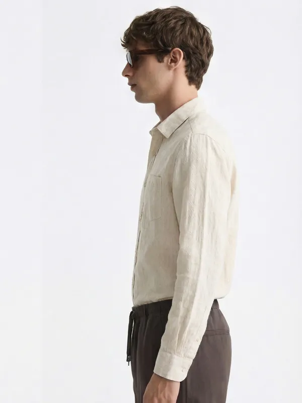 Highlander Men Cream Self Design Slim Fit Casual Shirt