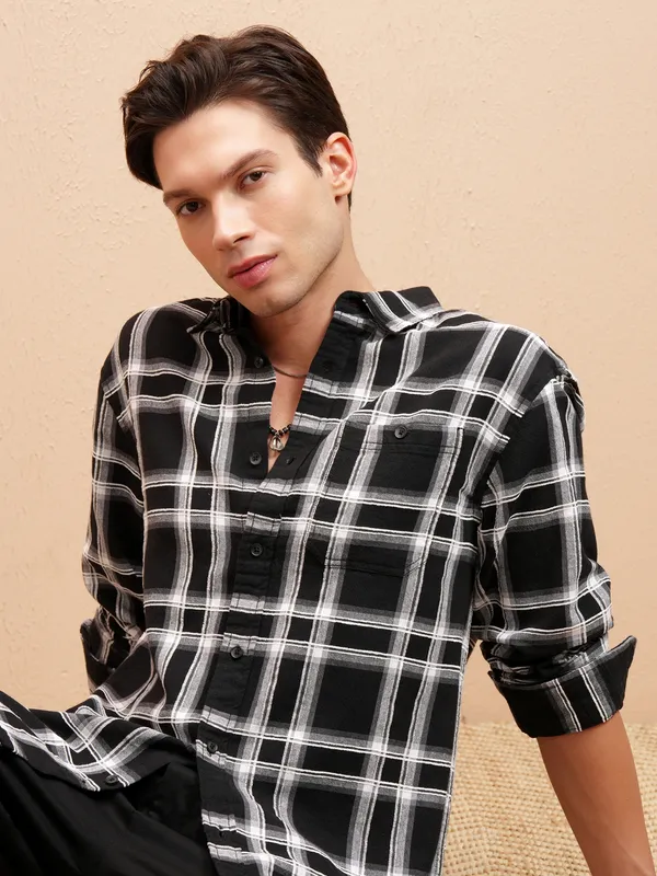 Highlander Men Black Checked Relaxed Fit Casual Shirt