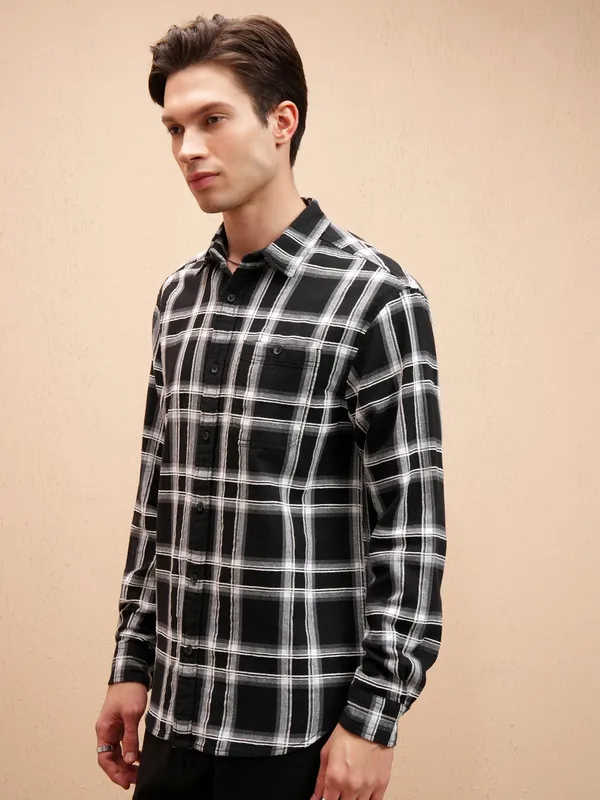 Highlander Men Black Checked Relaxed Fit Casual Shirt