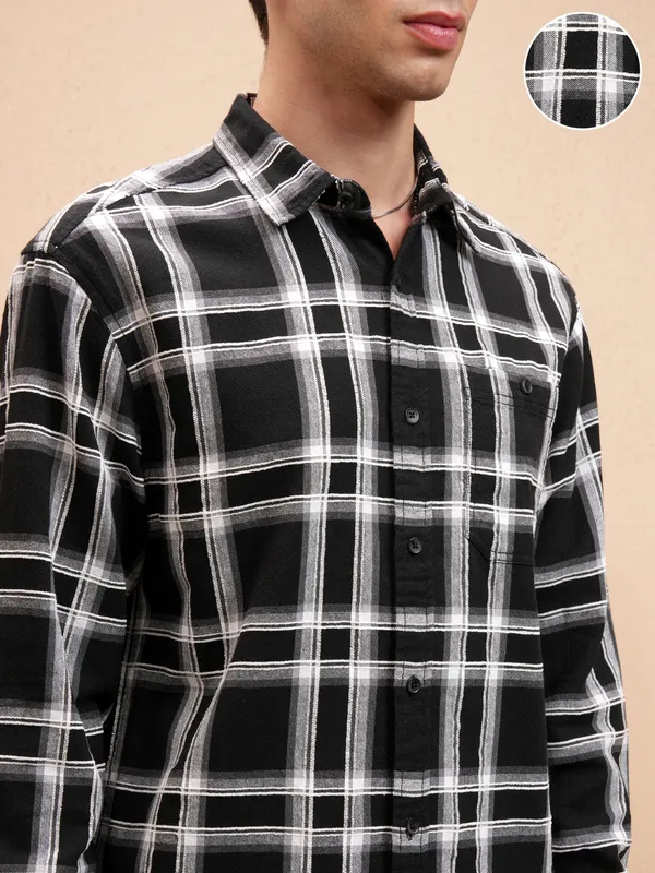 Highlander Men Black Checked Relaxed Fit Casual Shirt