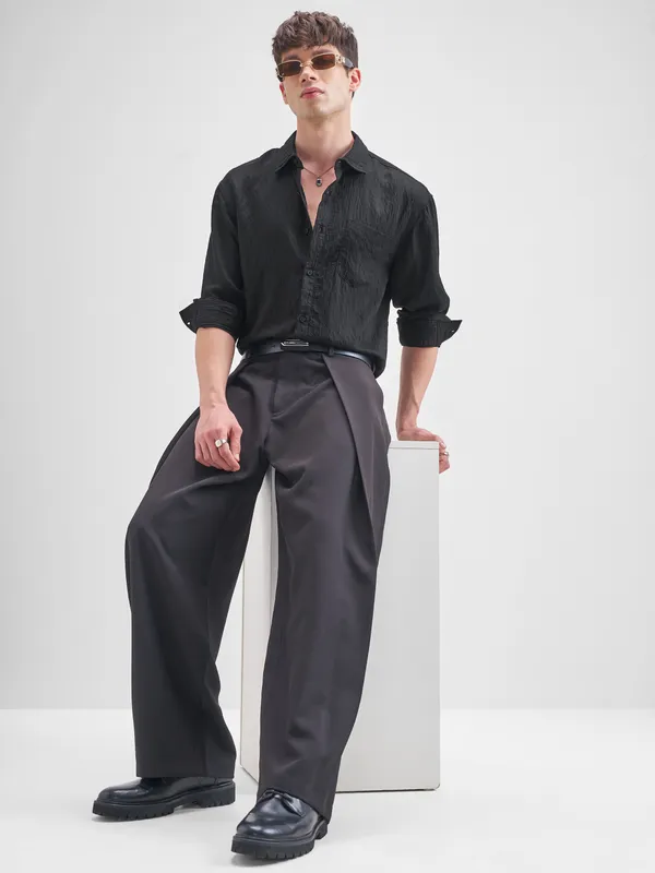 Highlander Men Black Self Design Relaxed Fit Casual Shirt