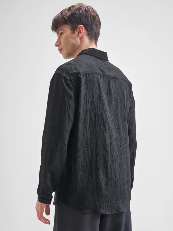 Highlander Men Black Self Design Relaxed Fit Casual Shirt