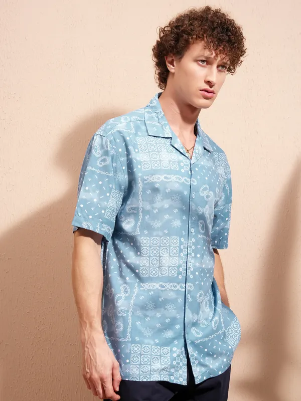 Highlander Men Blue Printed Slim Fit Casual Shirt