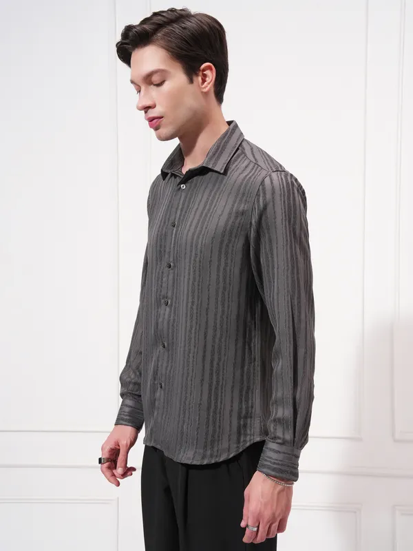Highlander Men Grey Striped Slim Fit Casual Shirt