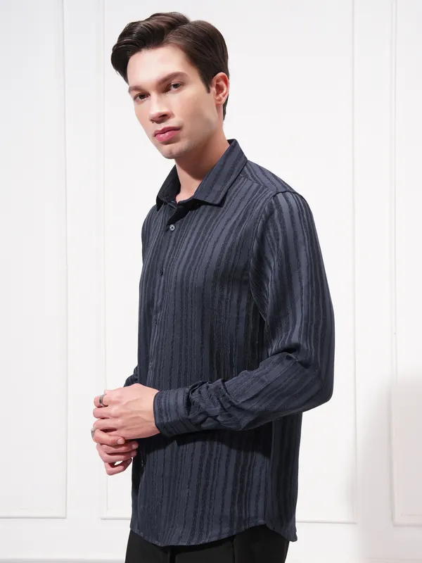Highlander Men Navy Blue Striped Slim Fit Casual Shirt
