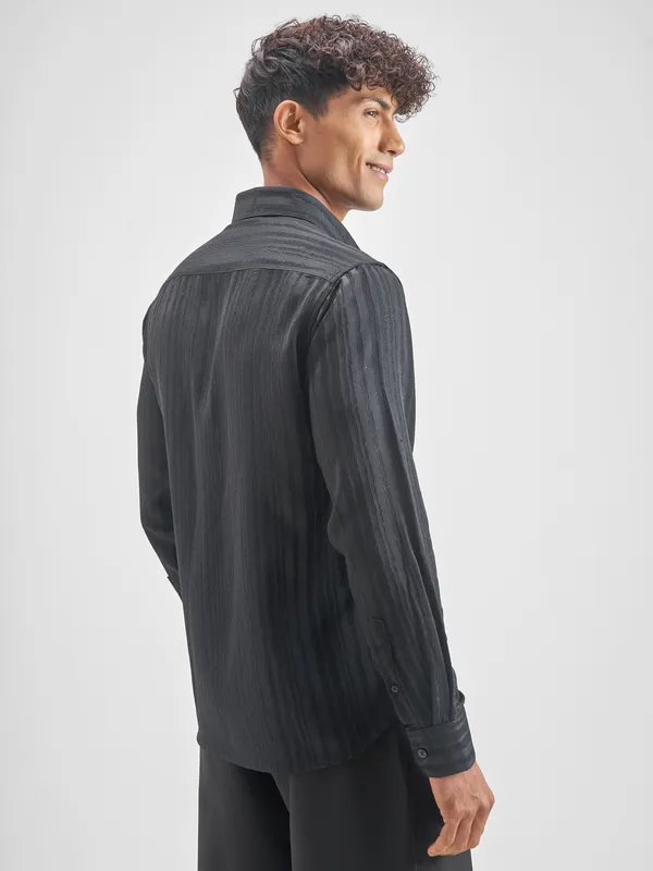 Highlander Men Black Self Design Slim Fit Casual Shirt