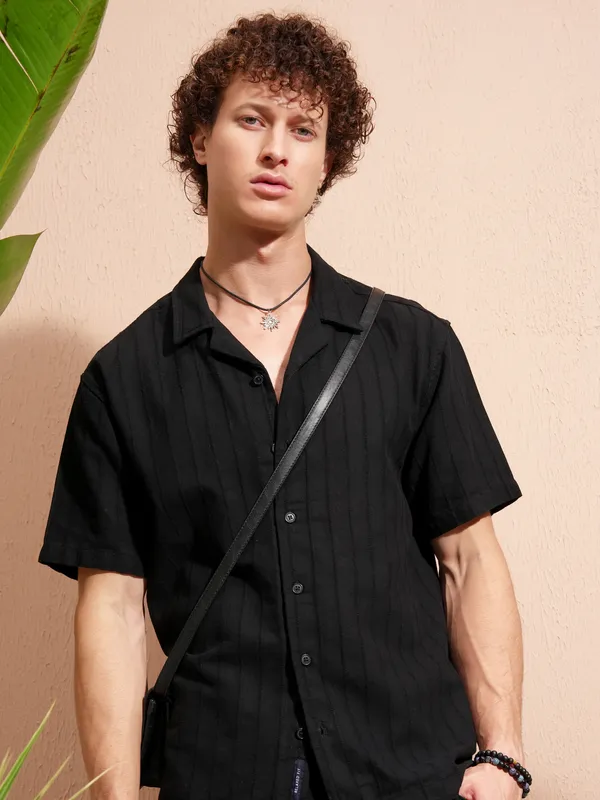 Highlander Men Black Self Design Relaxed Fit Casual Shirt