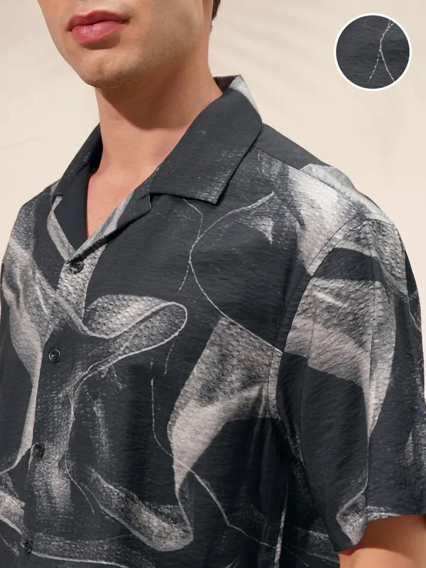 Highlander Men Black Printed Relaxed Fit Casual Shirt