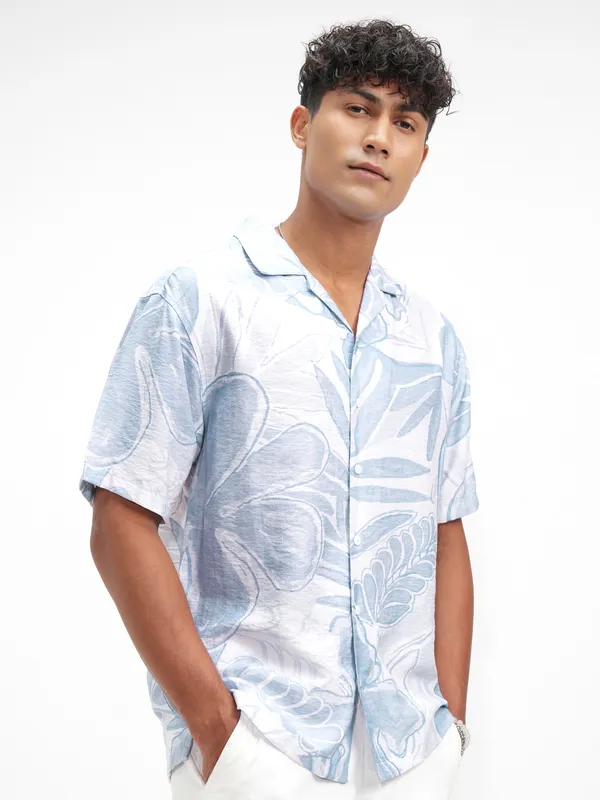 Highlander Men Blue Printed Relaxed Fit Casual Shirt