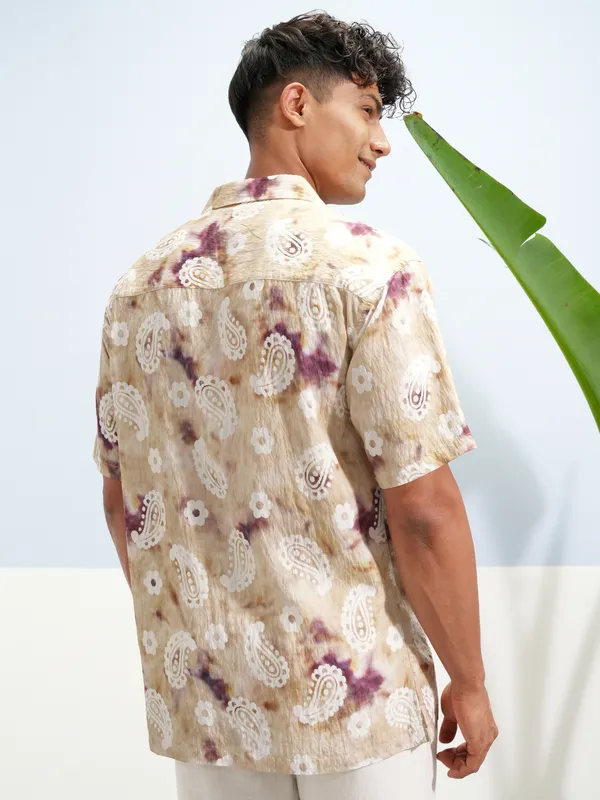 Highlander Men Cream Printed Relaxed Fit Casual Shirt