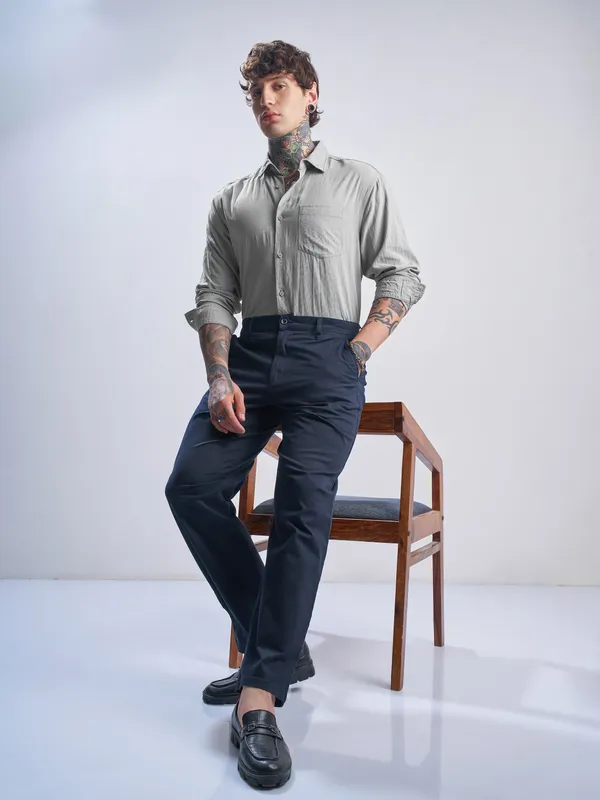 Highlander Men Grey Self Design Relaxed Fit Casual Shirt