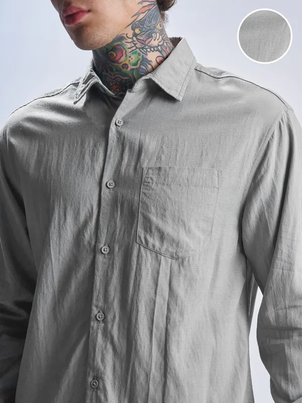 Highlander Men Grey Self Design Relaxed Fit Casual Shirt