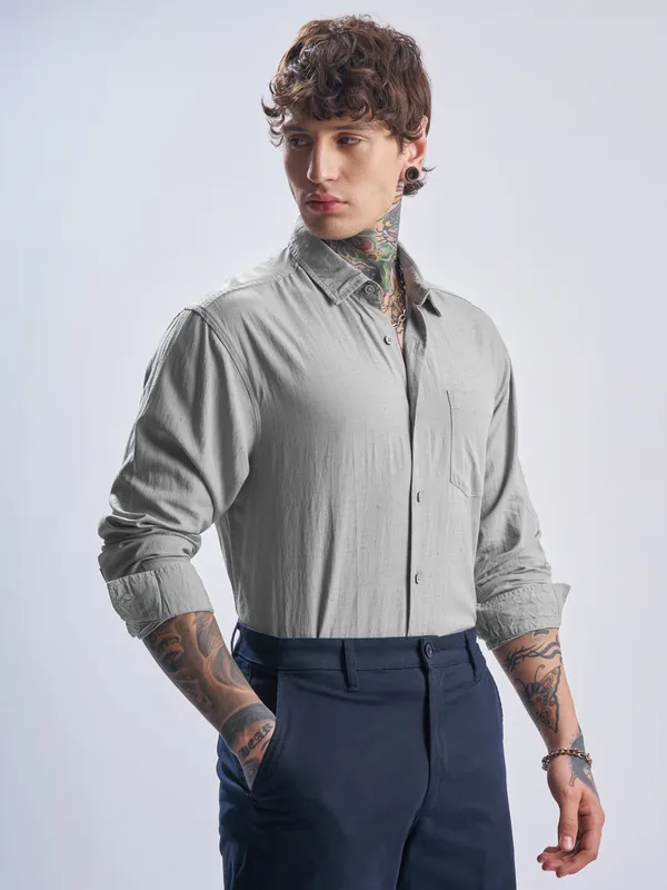 Highlander Men Grey Self Design Relaxed Fit Casual Shirt