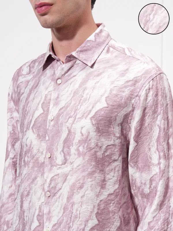 Men Relaxed Fit Casual Shirt