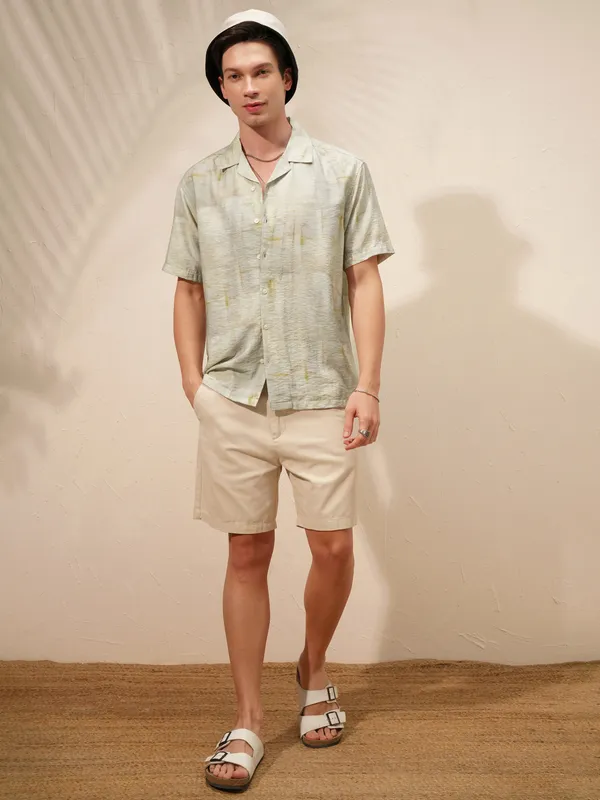 Highlander Men Green Printed Relaxed Fit Casual Shirt