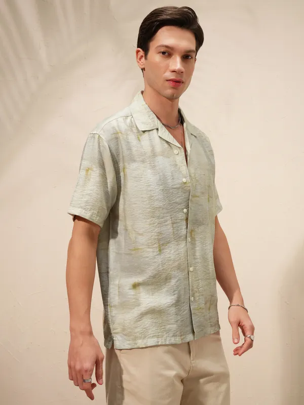 Highlander Men Green Printed Relaxed Fit Casual Shirt