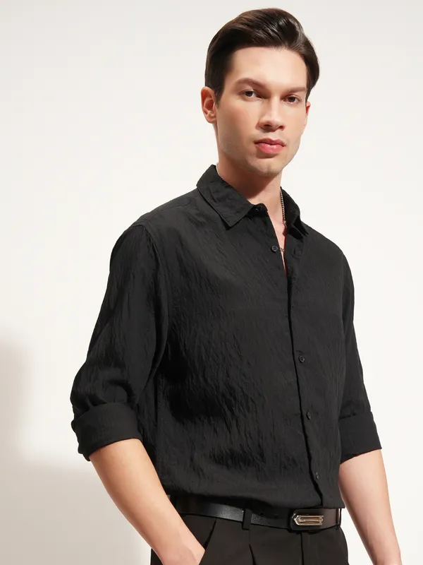 Highlander Men Black Self Design Slim Fit Casual Shirt