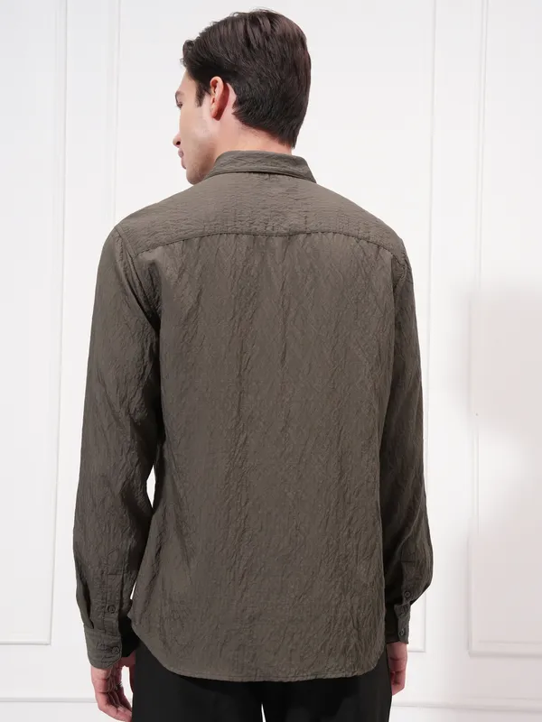 Highlander Men Olive Self Design Slim Fit Casual Shirt