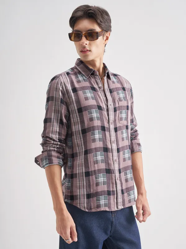 Highlander Men Lavender Checked Regular Fit Casual Shirt